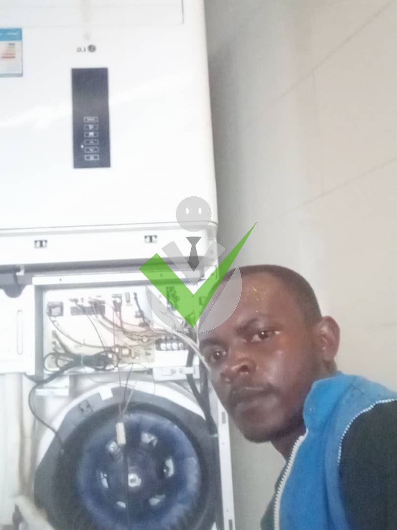 ROCARD Lontsi