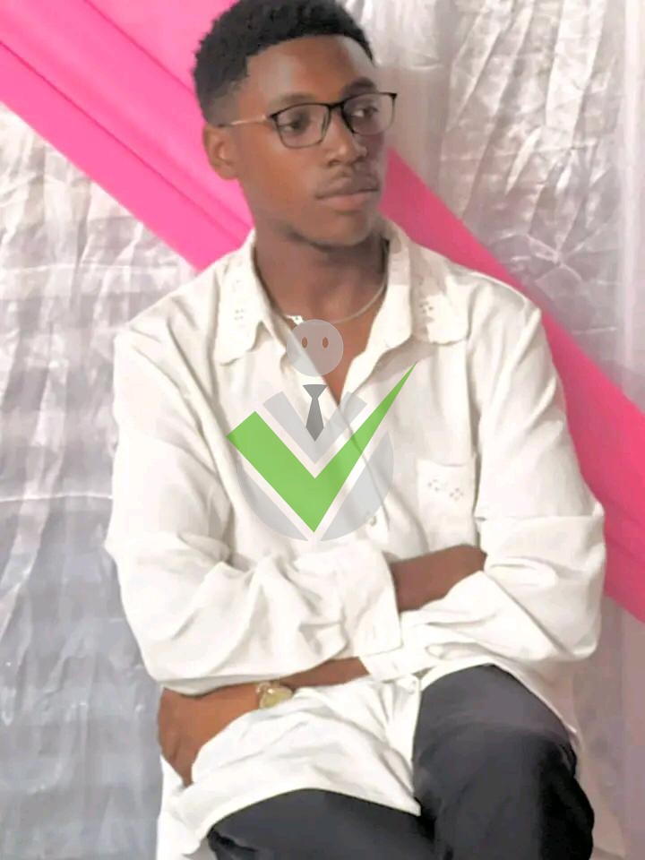 Ebanga François