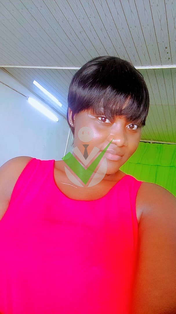 Yvanna Ngobo épée