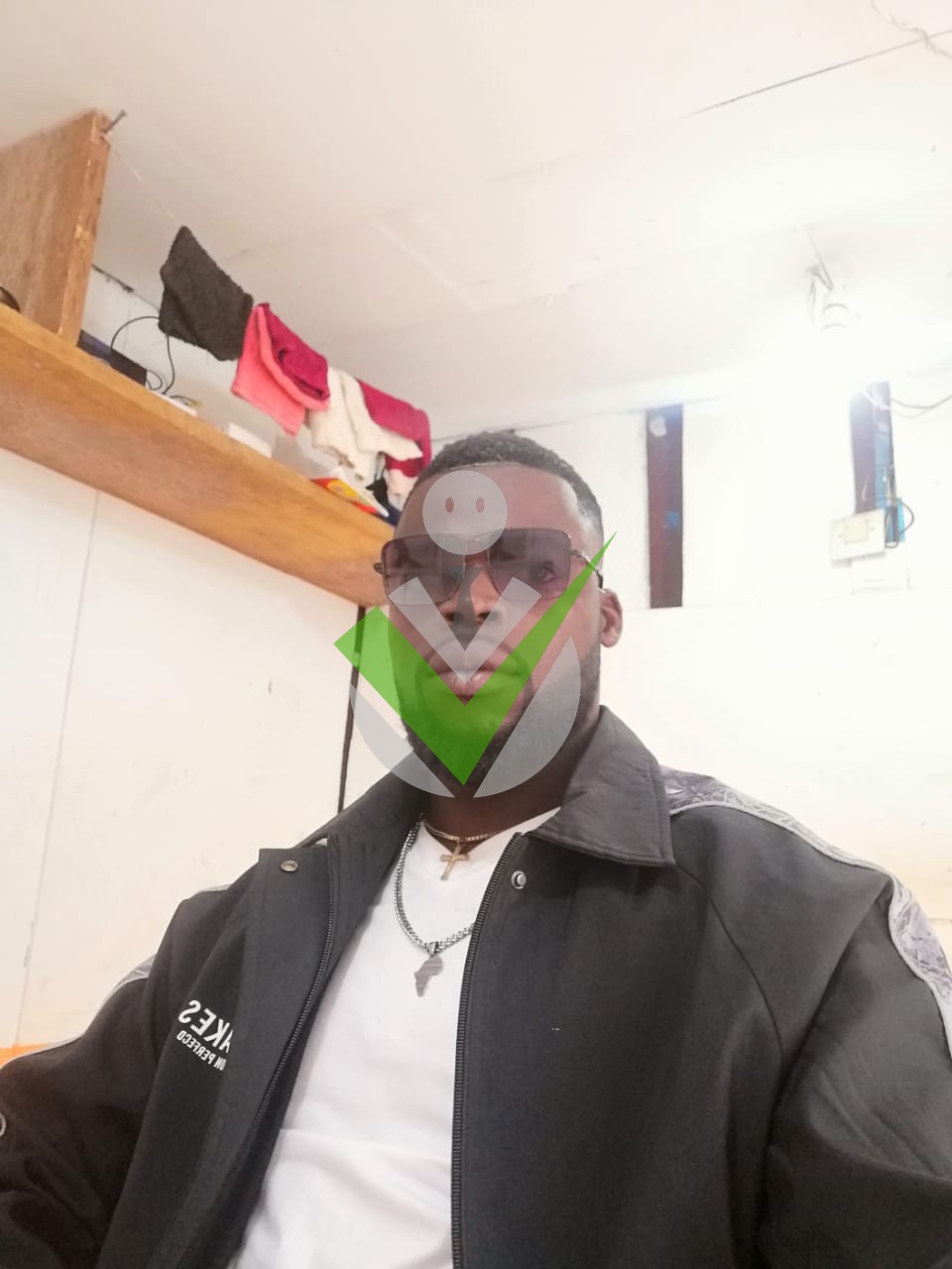 Grégoire Wakaya wounni Grégoire Wakaya wounni