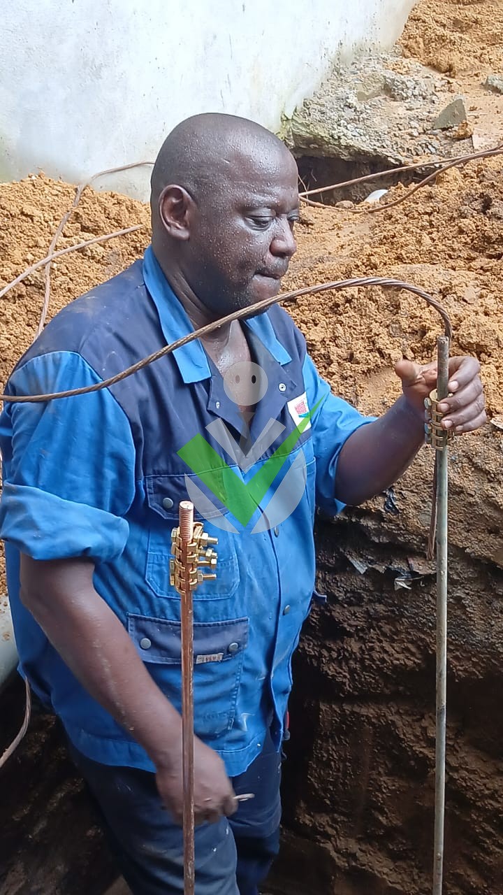 NGOUGNI Helvis