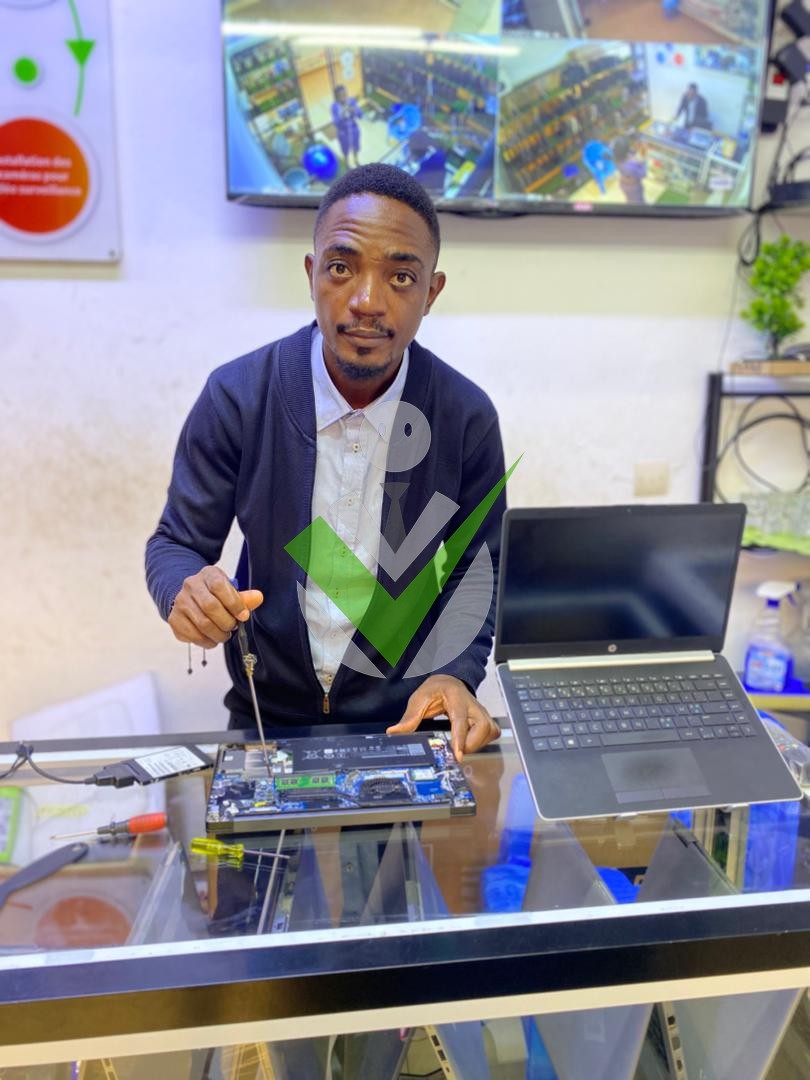 NJOYA Mathieu junior