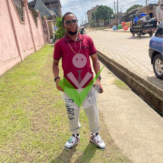 Shelson Kombang