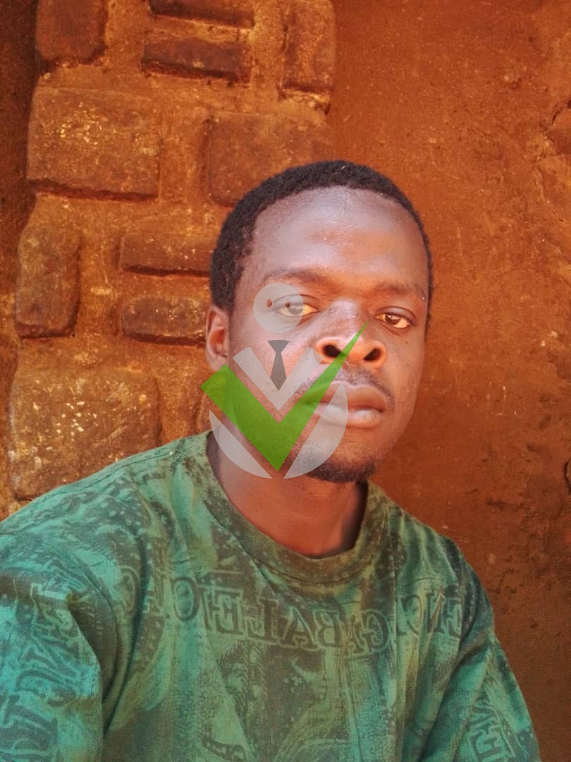 Loius Wariour