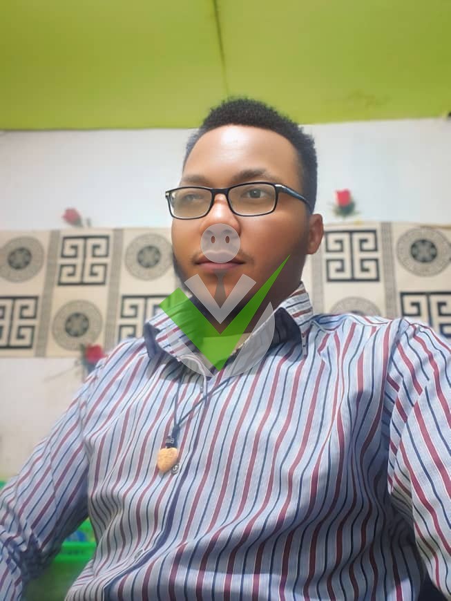 Kafa Edmond Melang