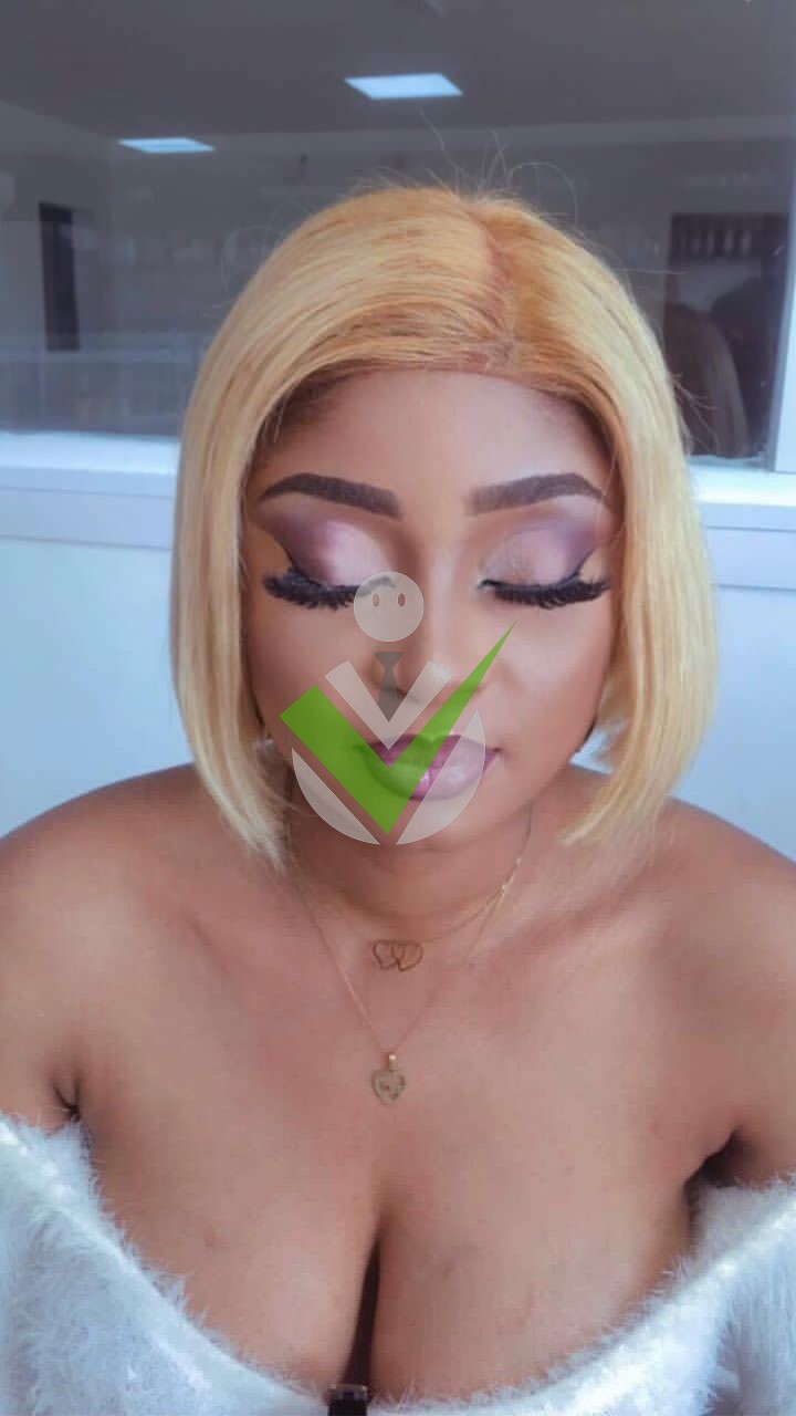 Leila Yakana