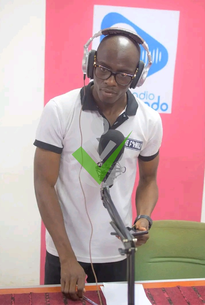 Julien Stallonne NWESLA BAKEE