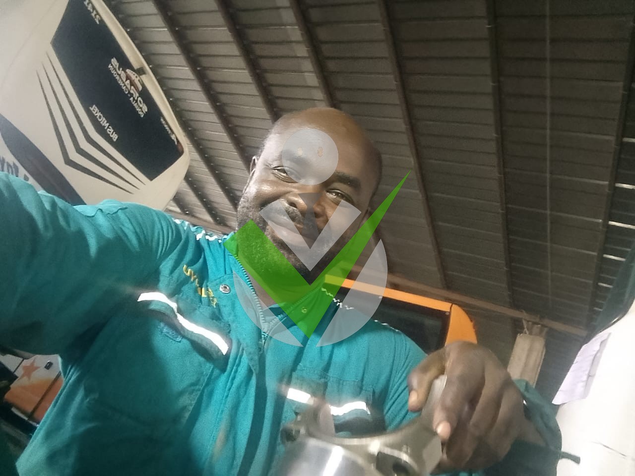 Oscar Tamba