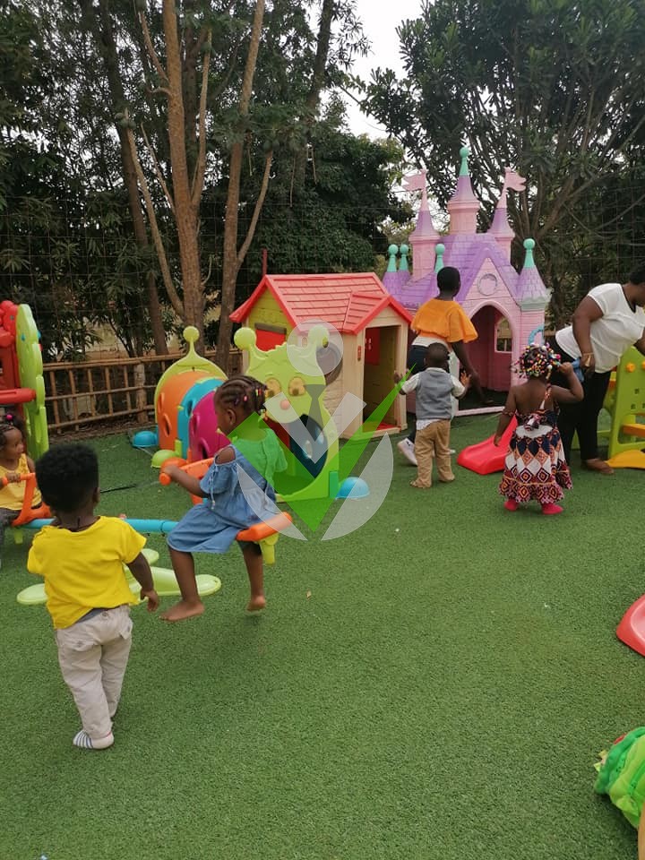 La crèche les " petits pas"